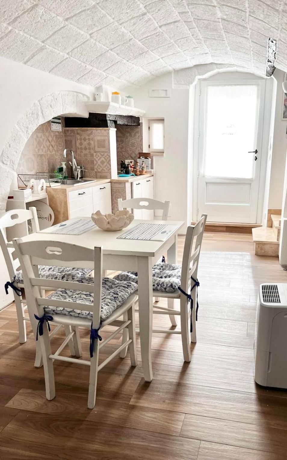 Casa Raffaella Villa Монополи Екстериор снимка